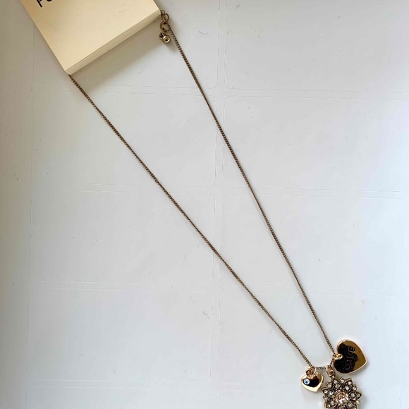 Forever 21 Gold "Love" charm Necklace- NWT - Picture 2 of 4